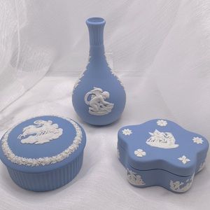 Wedgewood Blue Jasperware Set of three round trinket, star shaped, and Mini vase